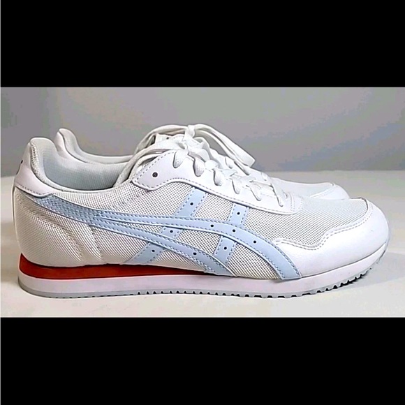 ASICS Tiger Runner Size 11.5 Women White  Ladies Sportstyle Jog Light Trainers - Picture 4 of 7